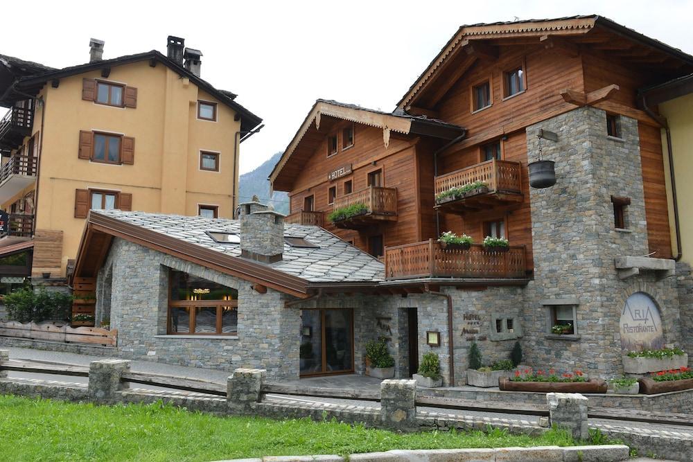 Hotel Maison Saint Jean 쿠르마예 외부 사진